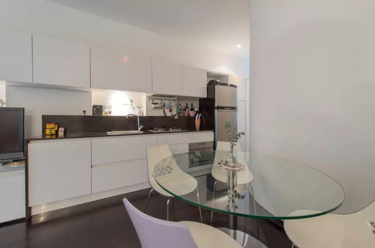 Lovely Apartment In The Heart Of Milano Eksteriør billede